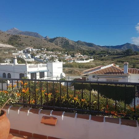 Bonita Villa En Nerja Casa Palomas 外观 照片