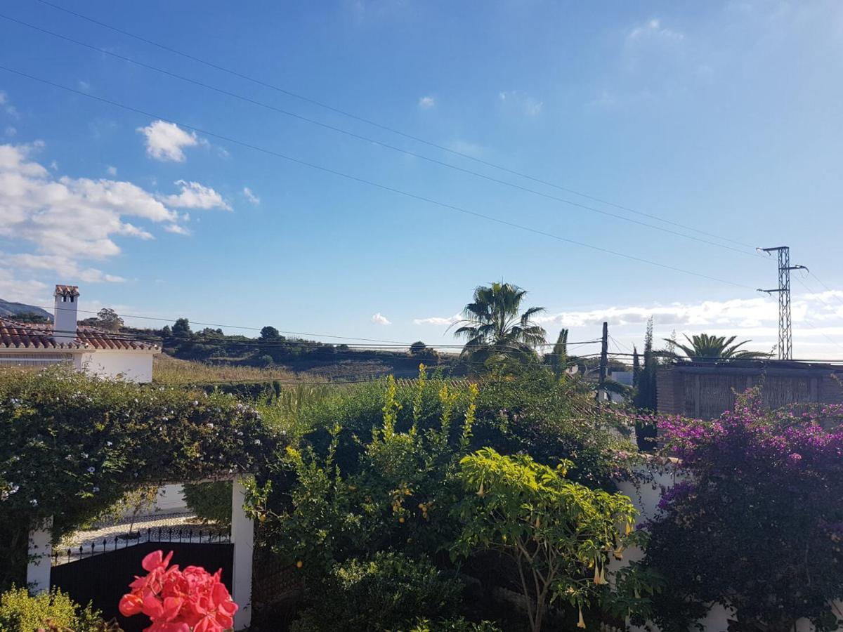 Bonita Villa En Nerja Casa Palomas 外观 照片